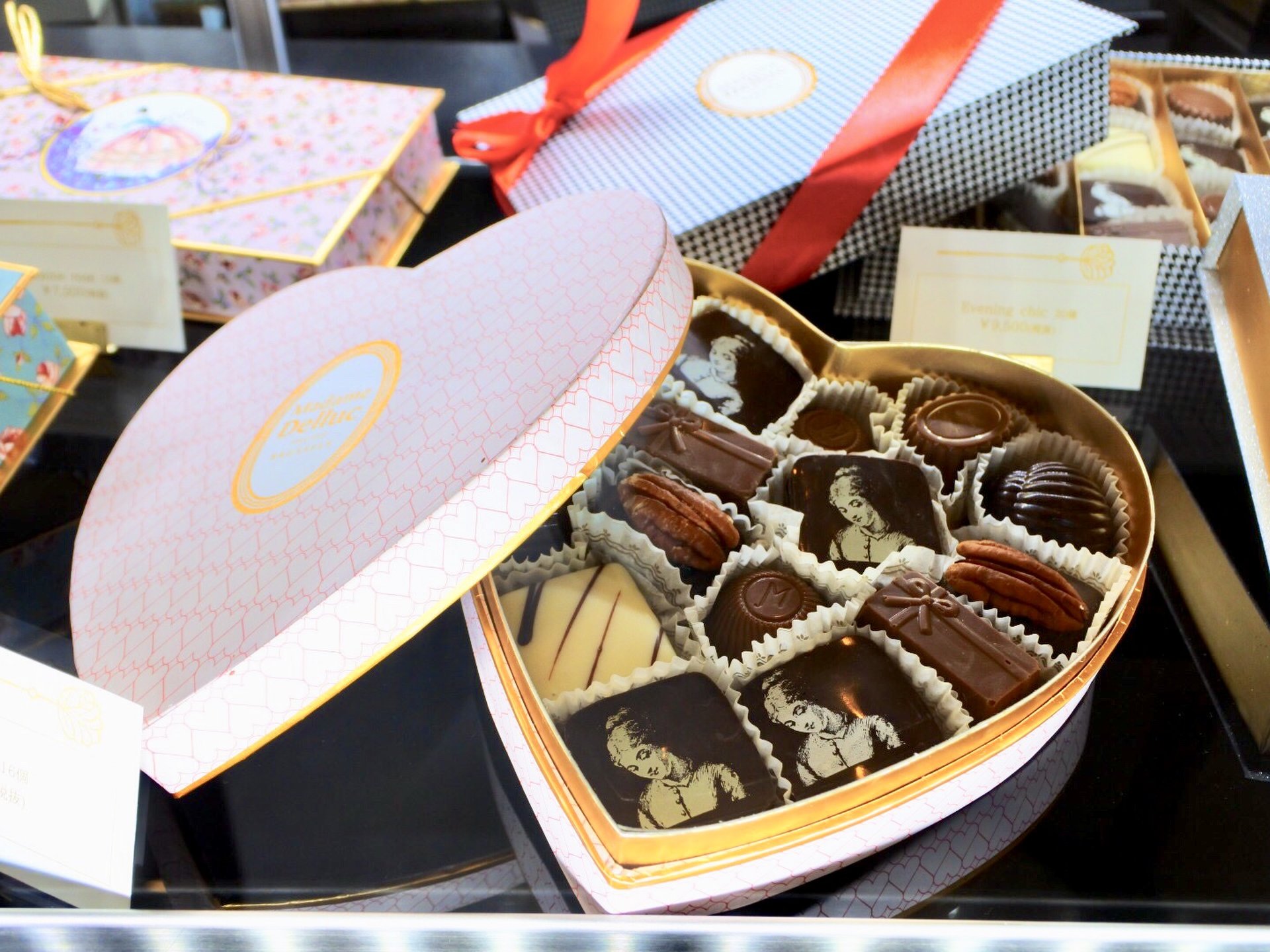 京都祇園に日本初上陸！ベルギー王室御用達「マダム ドリュック」のチョコレート店がグランドオープン！