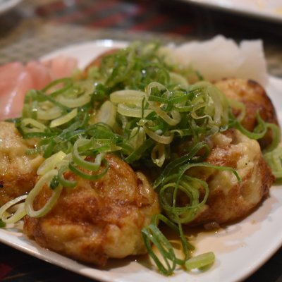 お好み焼き たこ焼き 鉄板居酒屋 となりや