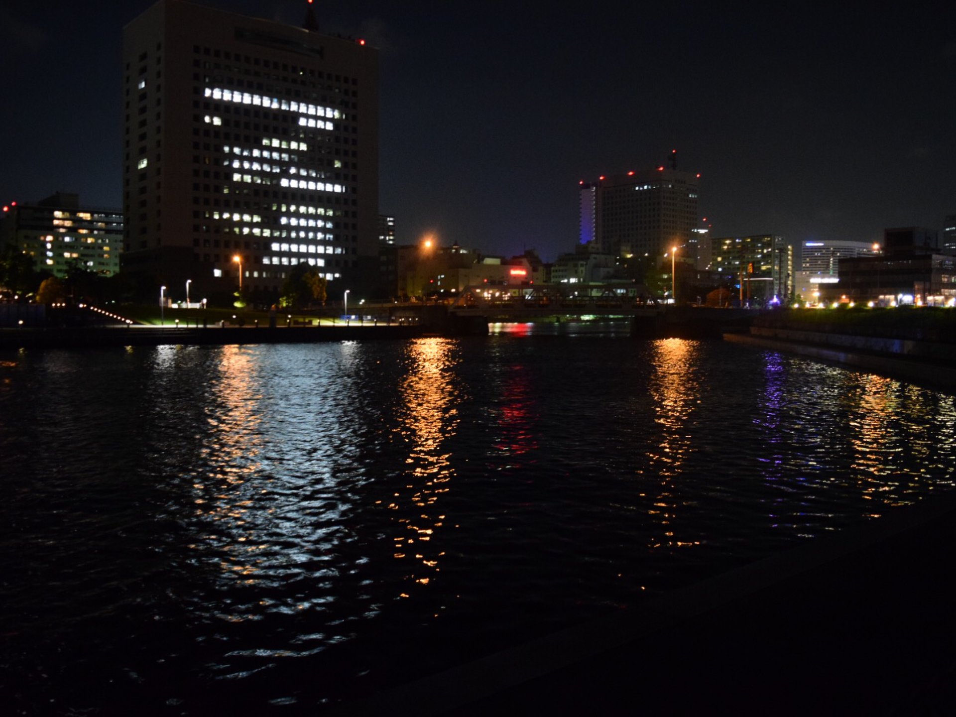 【横浜】夜景が綺麗なイチオシスポット。夜の散歩にオススメ！