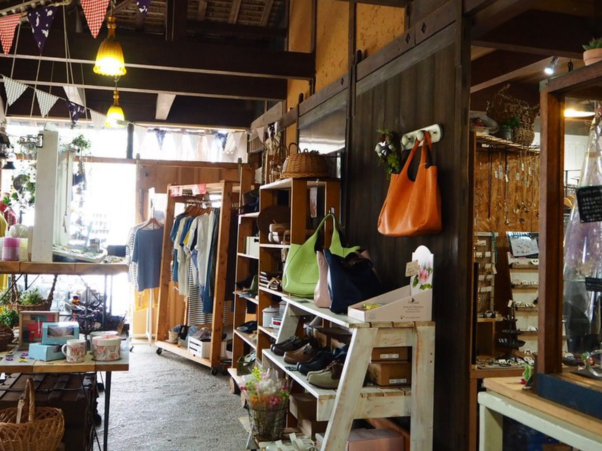 糸島の雑貨屋でお気に入りの一点を見つけよう！　雑貨屋ドライブ巡り