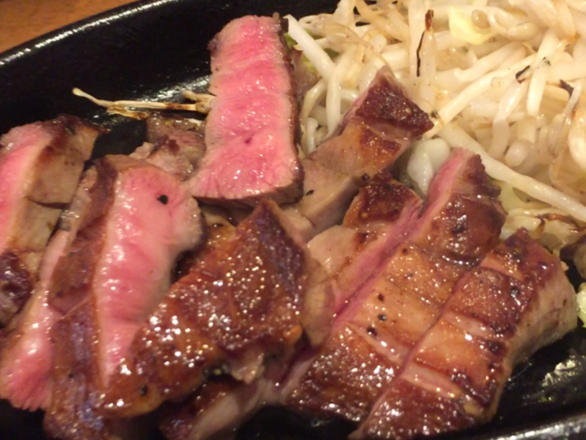 絶対に食べたい大阪グルメ3選！絶品串カツや食べログ高評価スイーツまで盛りだくさん！