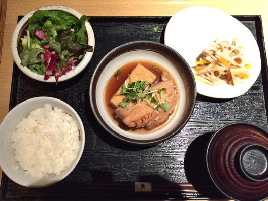 焼はまぐり 青山八番too（旧：焼ハマグリル Aoyama）