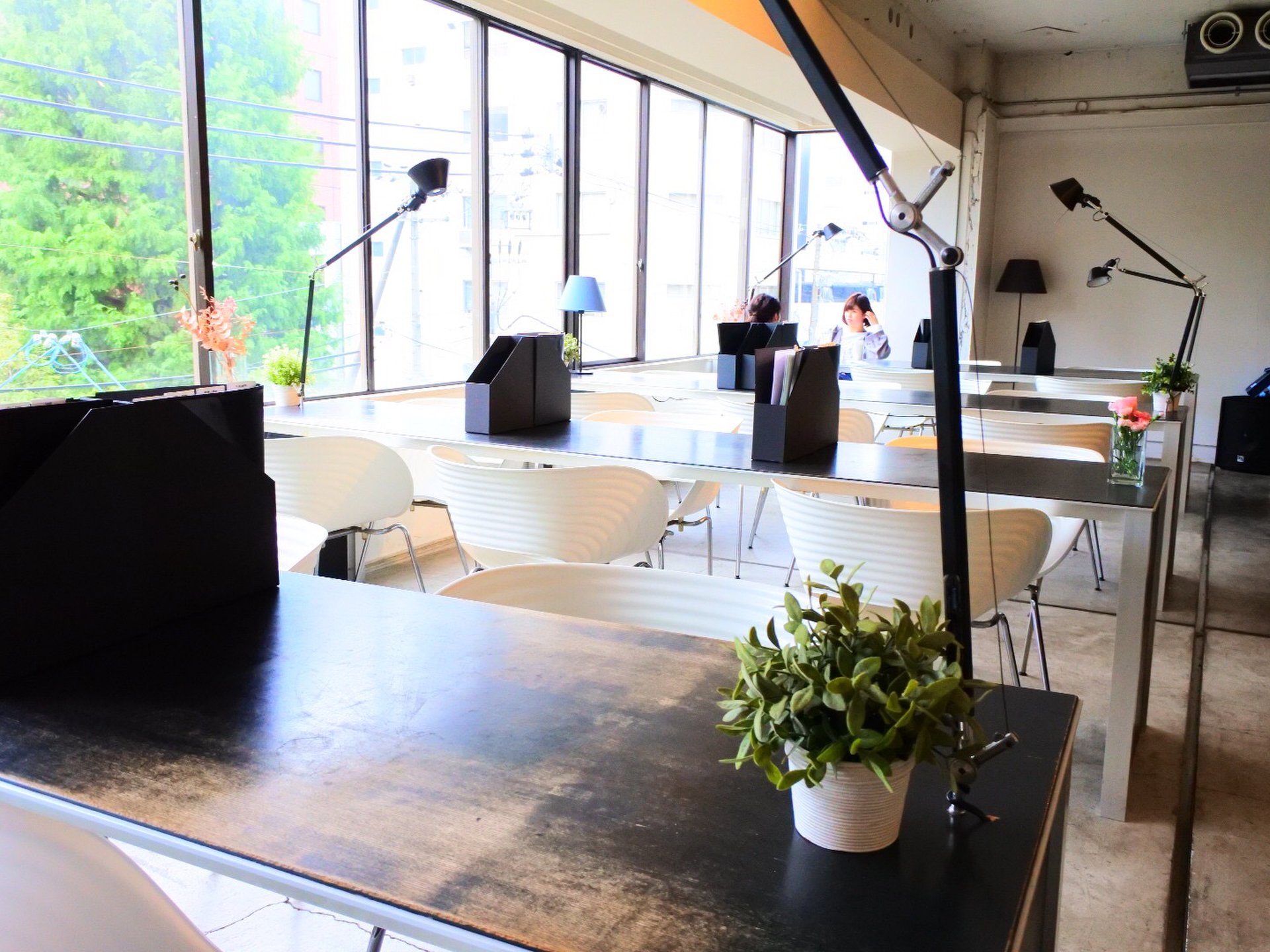 【堀江・穴場】都心からアクセス抜群！作業が最もはかどる新感覚のオフィスカフェってどんなカフェ？