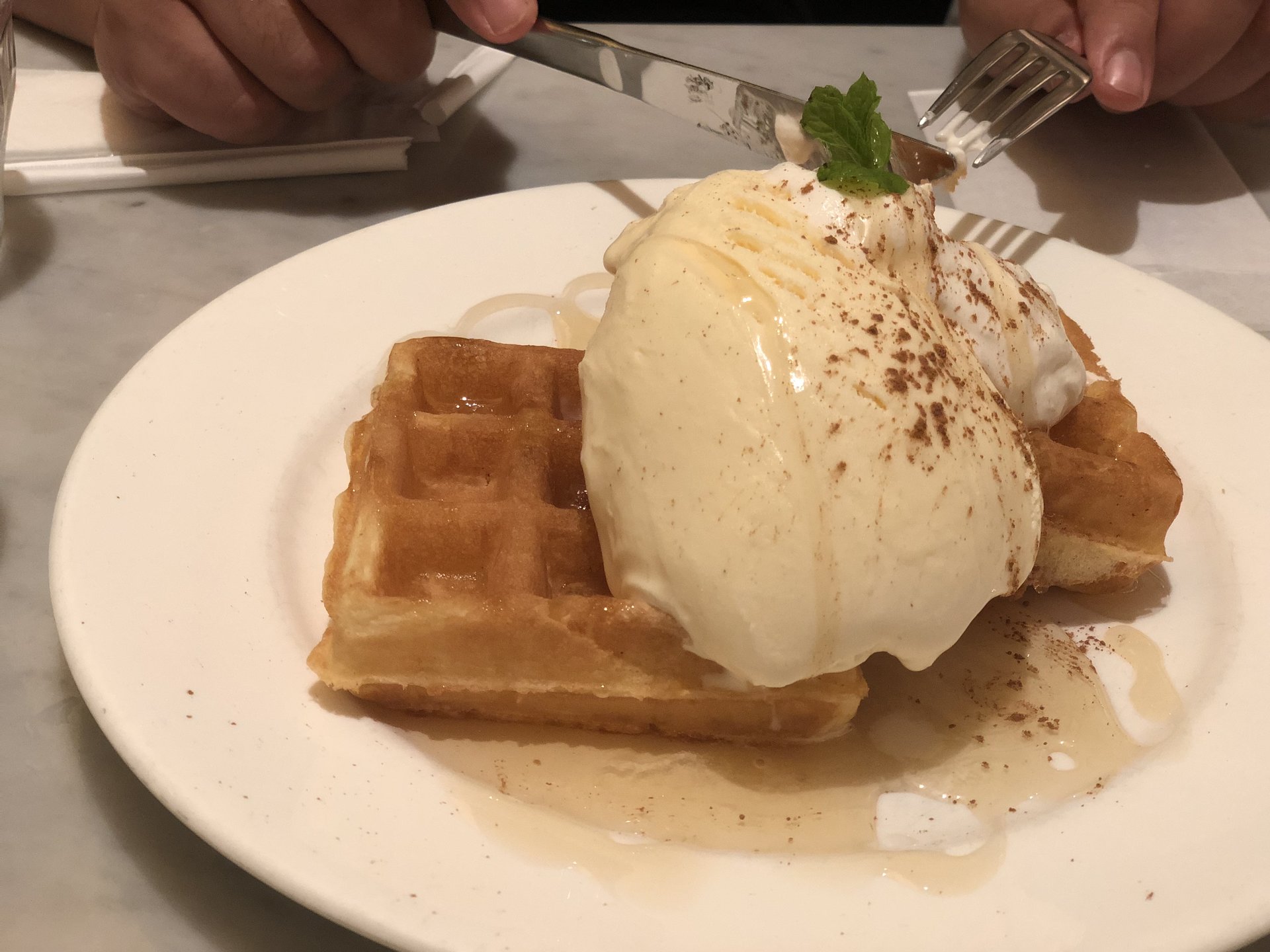 【銀座カフェ】スイーツを無性に食べたくなったら食べログ3.5のノアカフェ銀座店に行ってみよう！