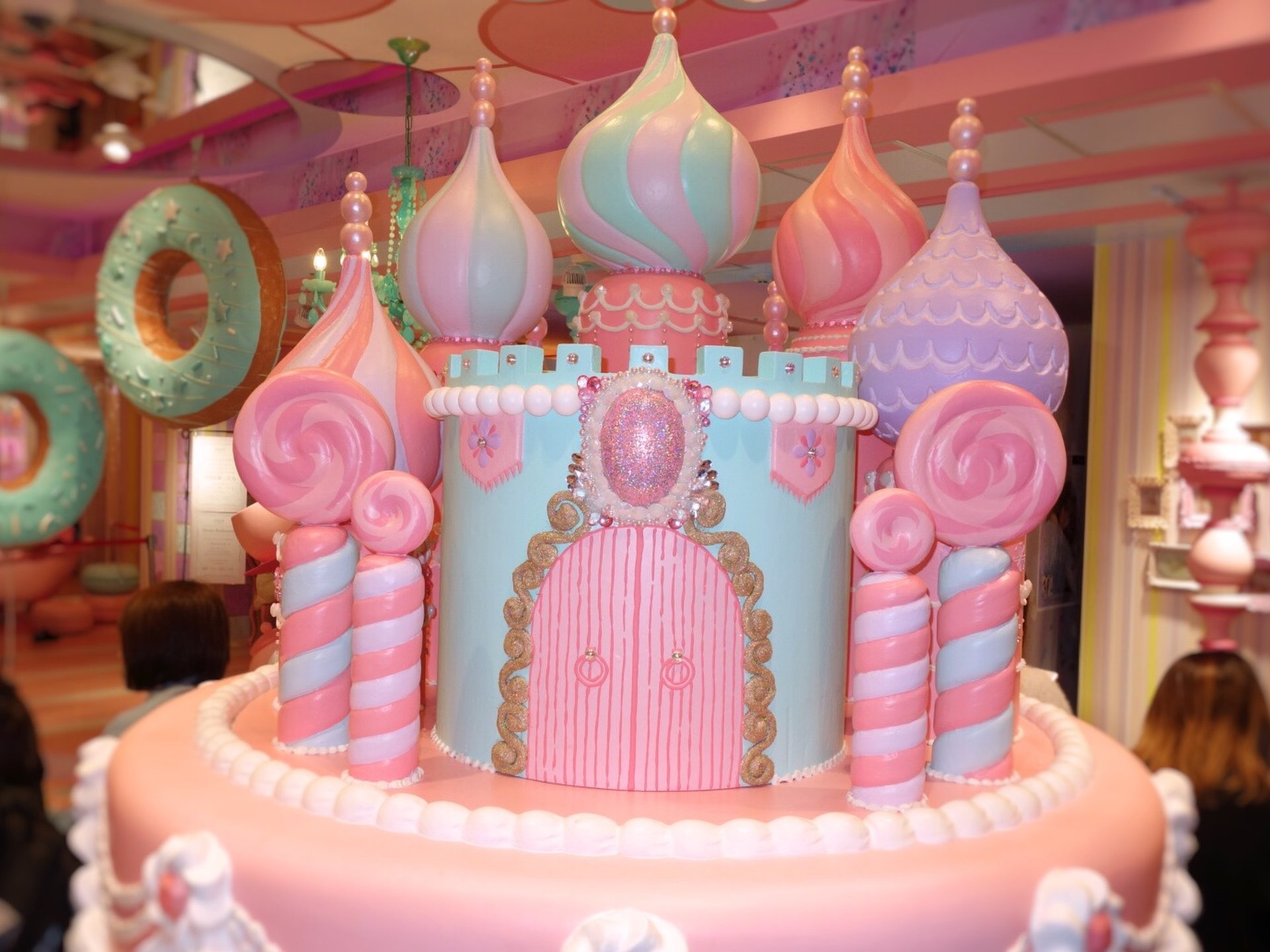 渋谷109で世界一かわいいプリのお店 フォトジェニックなお菓子の国を