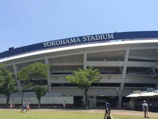 横浜スタジアム