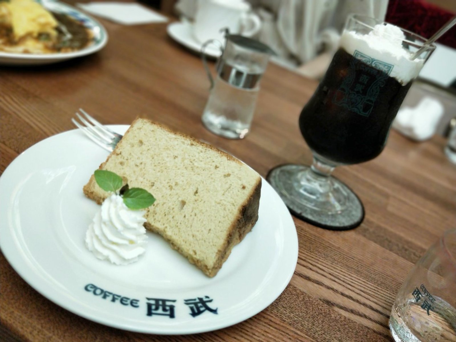 打ち合わせに最強な喫茶店 ふわふわシフォンケーキがおいしいカフェ 珈琲西武 西新宿店 Playlife プレイライフ