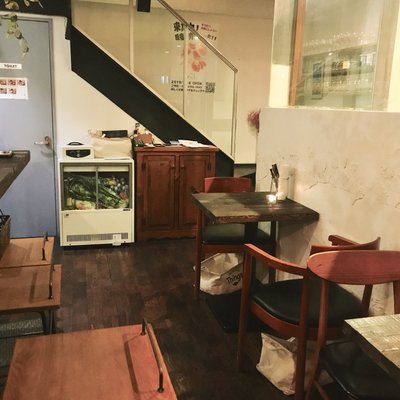 Cafe & 居酒屋 チョウチン 原宿・表参道店