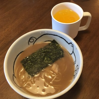 ラーメン かなで食堂