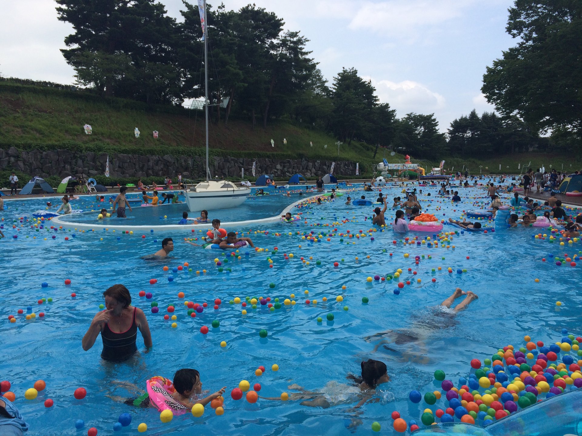 【この夏絶対行きたいおすすめ西武園プール】1日遊んで総額5000円以下！金欠カップルにおすすめ♡