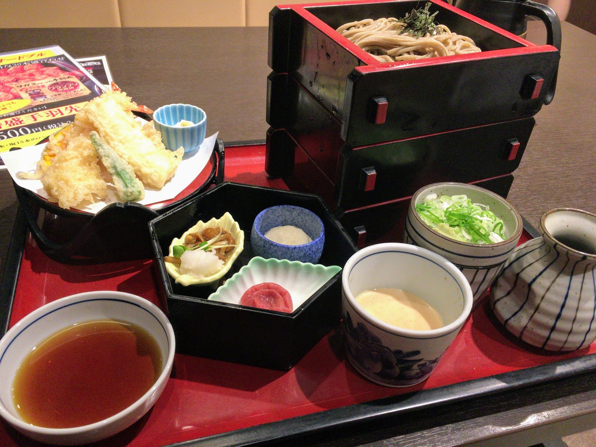 【店内製麺・茹で立て】毎月末日そば食べ放題！食という名のアトラクション【和食麺処サガミ】