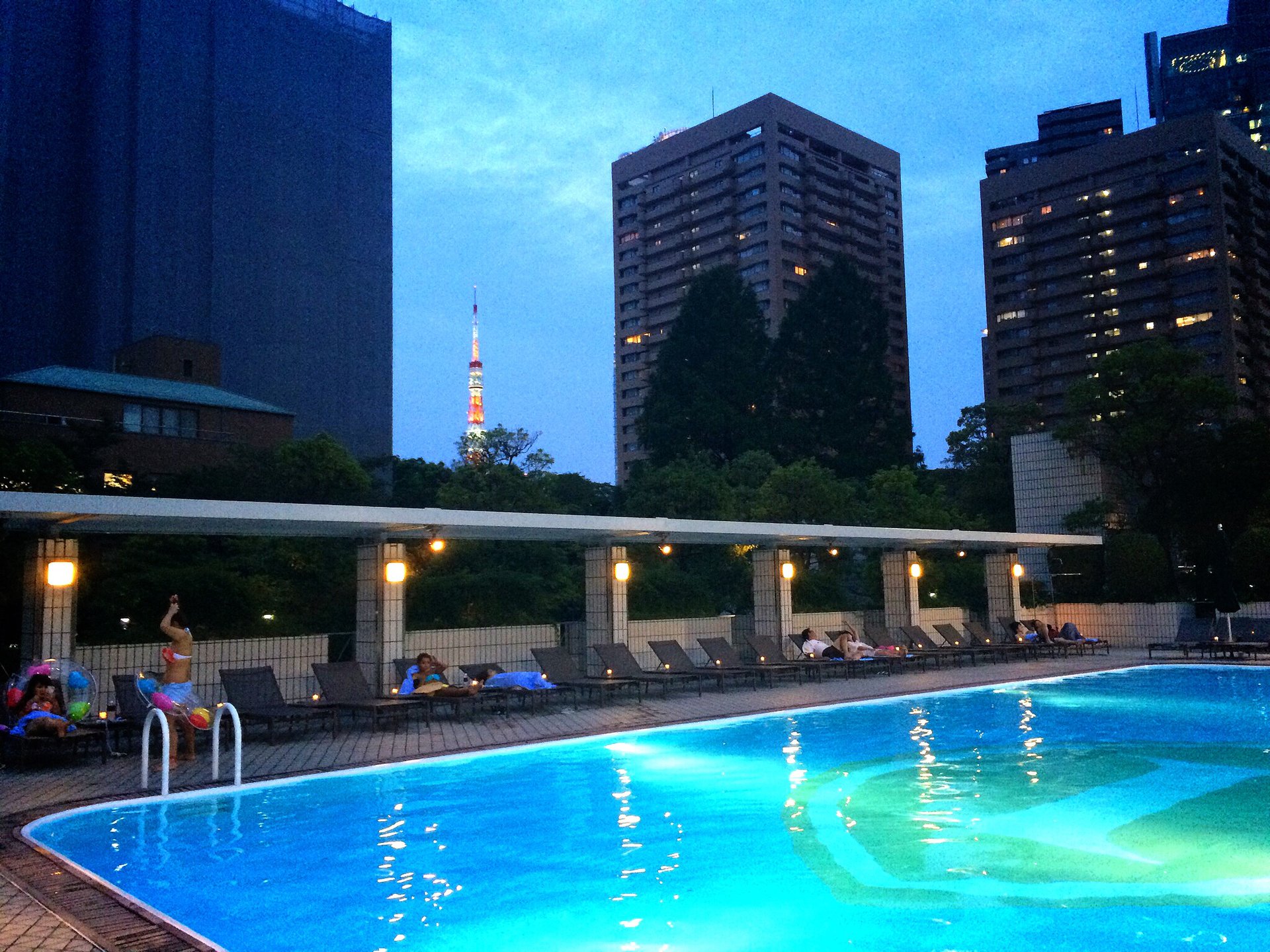 【溜池山王】ANAインターコンチネンタルホテル東京のプールでラグジュアリーな夜を！
