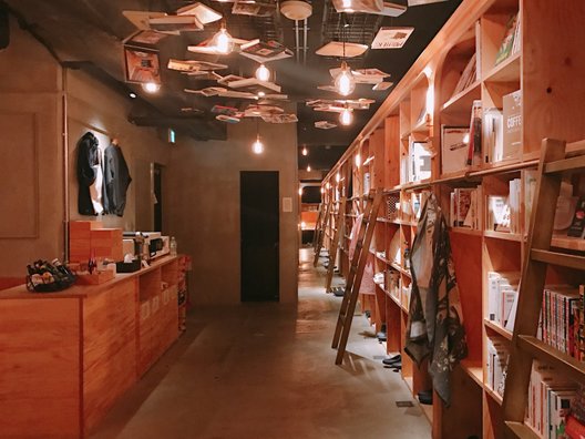 【閉業】BOOK AND BED TOKYO 池袋本店