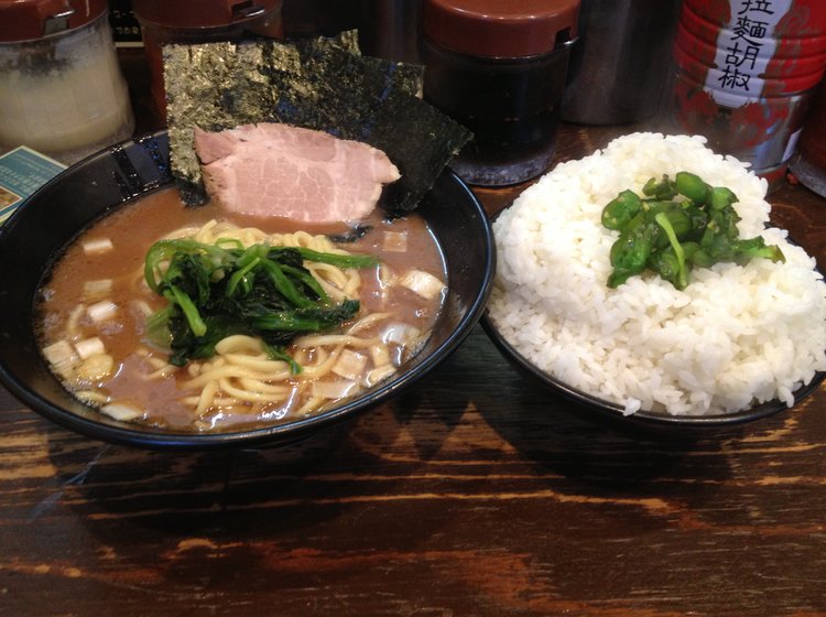 国分寺 ラーメン 男性から超絶爆発的人気 とんこつ家系王道絶品おすすめラーメン 武道家くにがまえ Playlife プレイライフ