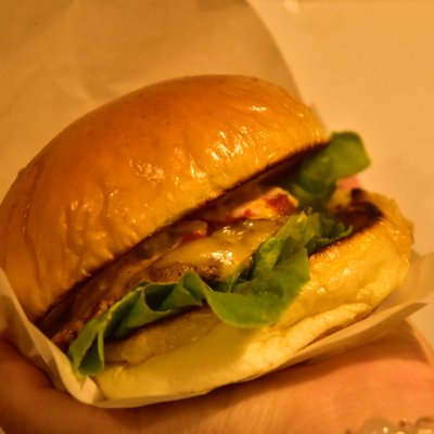 the 3rd Burger 青山骨董通り店