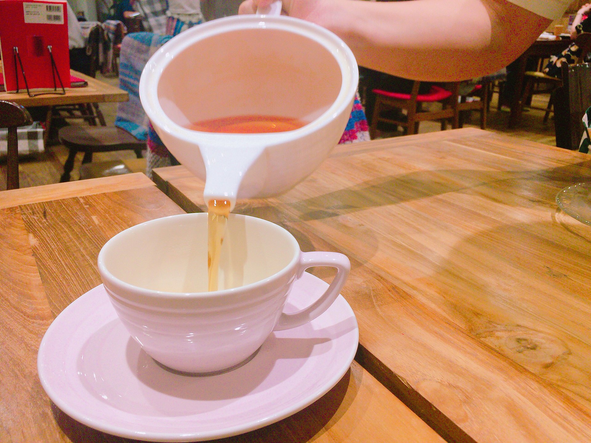 紅茶の飲み放題付き！紅茶専門店のランチが幸せすぎる♡【大阪・西梅田】