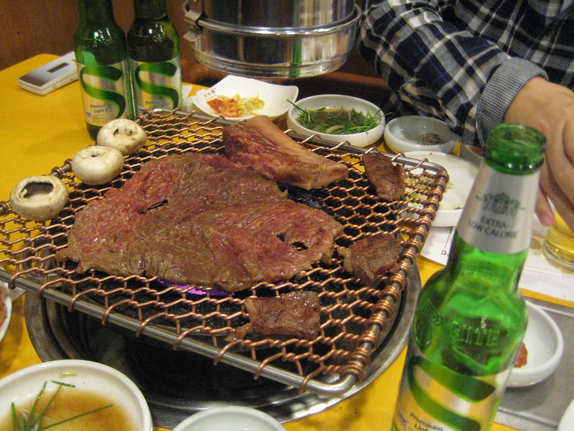 【韓国探訪】あの鳩山元総理も訪れるソウルの超有名焼き肉店ノビチプにいこう！