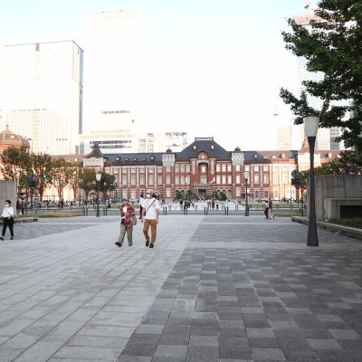 東京駅丸の内駅前広場