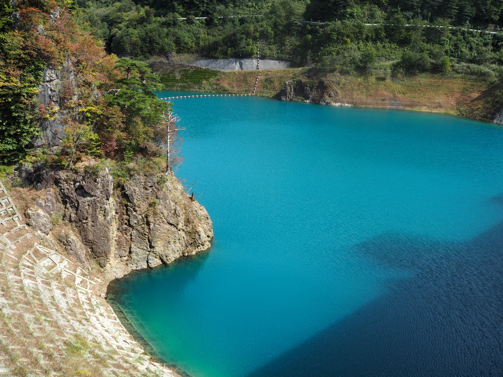 奥四万湖