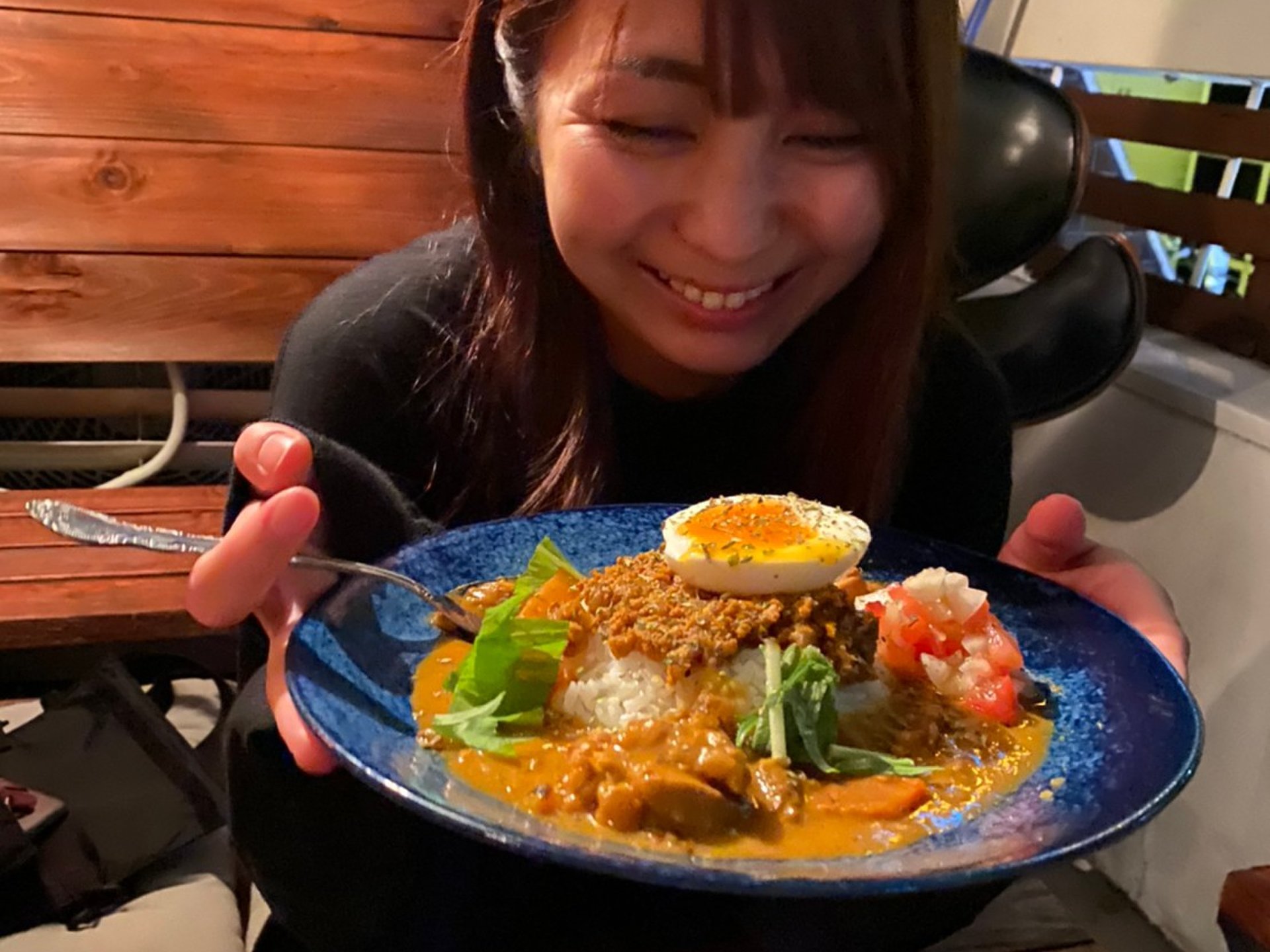 テラス席完備！アメ村で見つけた焼き鳥屋さんとカレーと水タバコシーシャがうまい店！