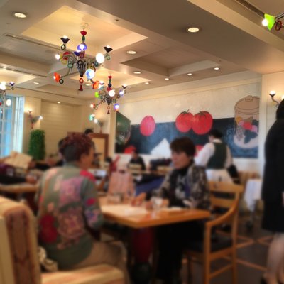 【閉店】フライングトマトカフェ