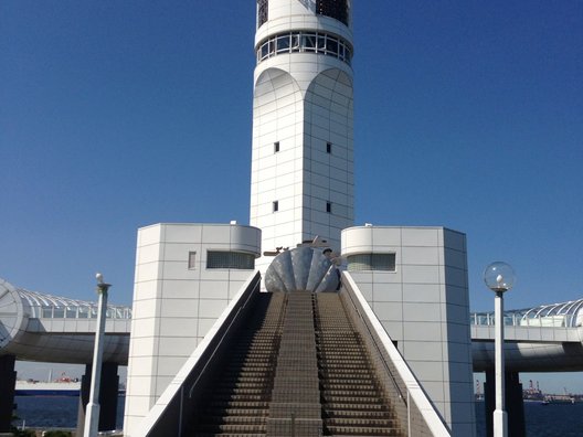 横浜港シンボルタワー