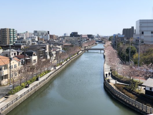 新川西水門広場