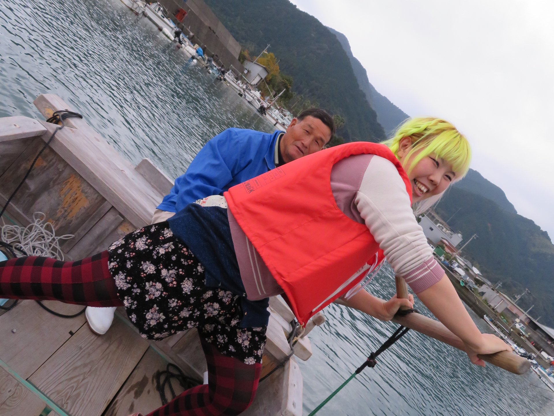 上ノ加江漁港で漁業体験！舟を漕いで、カニを捕って、食べる！