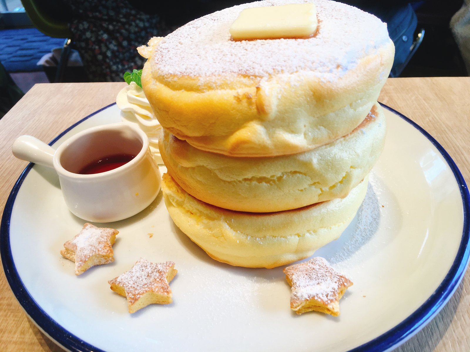 味も三つ星 武蔵小杉の 3 Stars Pancake で絶品とろふわパンケーキ Playlife プレイライフ