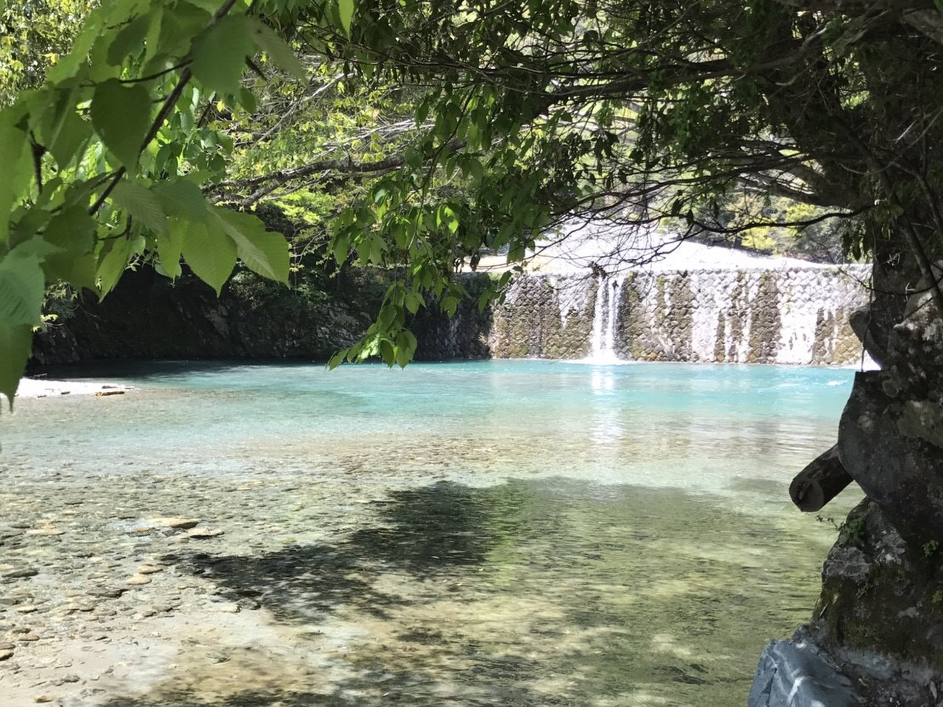 【今年の夏は神奈川へ】ユーシン渓谷で絶景を探す冒険に出かけよう！