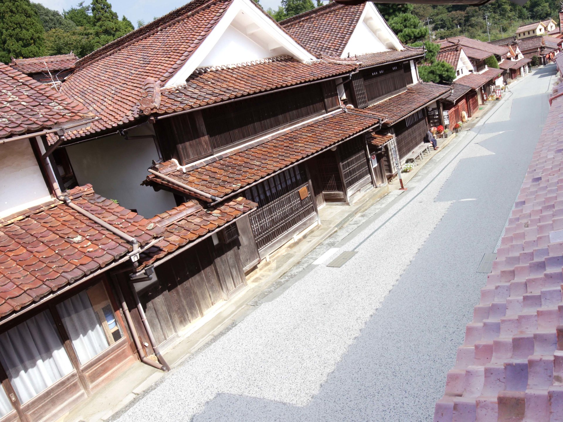 ベンガラ色の江戸の街並みが残る、奇跡の集落「吹屋ふるさと村」を観光！岡山県・高梁市・吹屋地区】