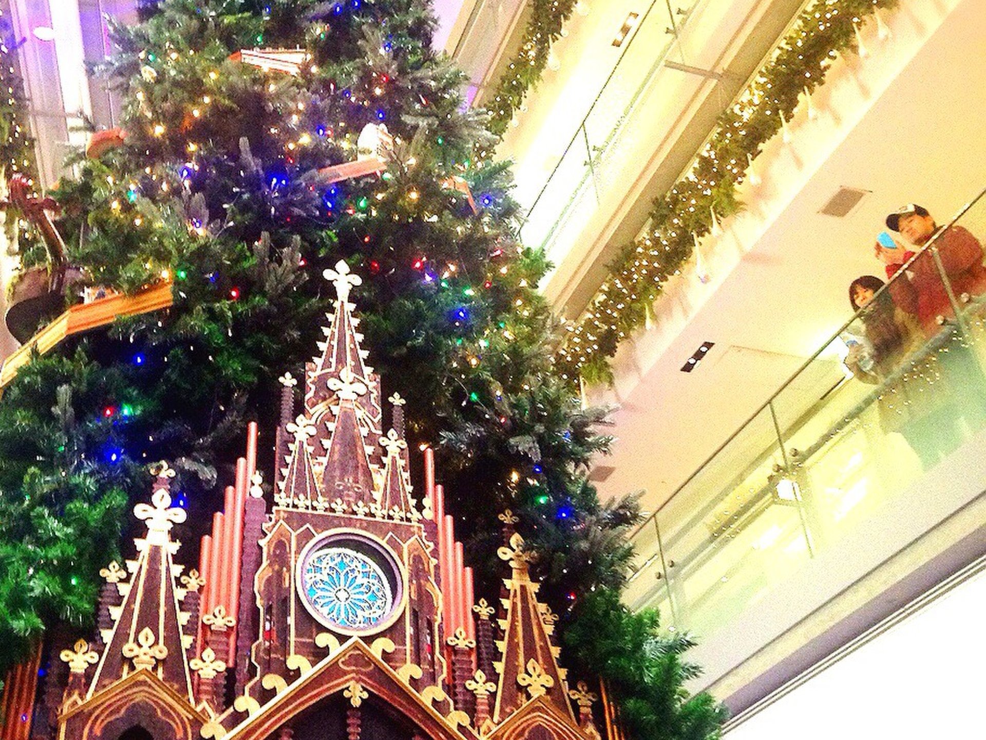 東京都内で無料で見られるクリスマスツリー特集！カップルにおすすめデートスポット♪