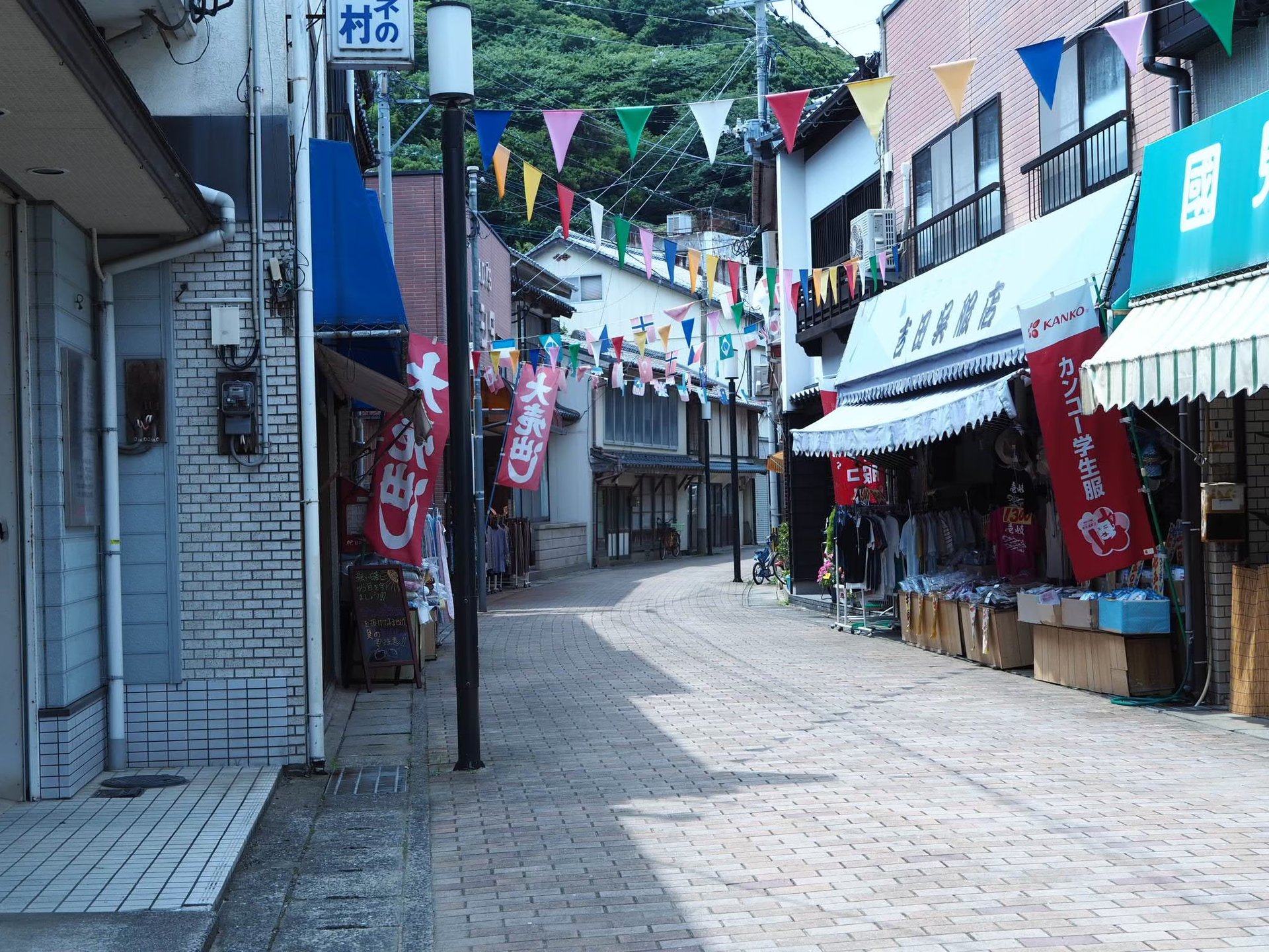 レトロな街並みが可愛い！長崎県・壱岐「勝本」をぶらり散歩旅