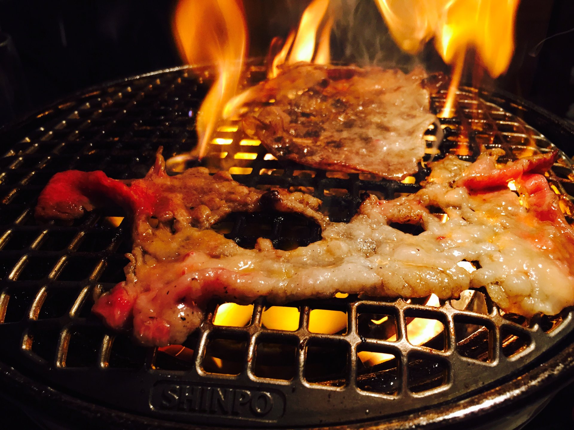 【学生必見】美味しい・おしゃれ・匂わない！京都でデートにおすすめな焼肉食べ放題「MAWARI」