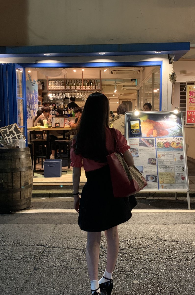 サーモンビストロWAIGAYA（旧店名：魚ビストロ WAIGAYA 西新宿店）