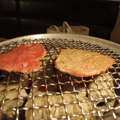 焼肉ホルモン 青一