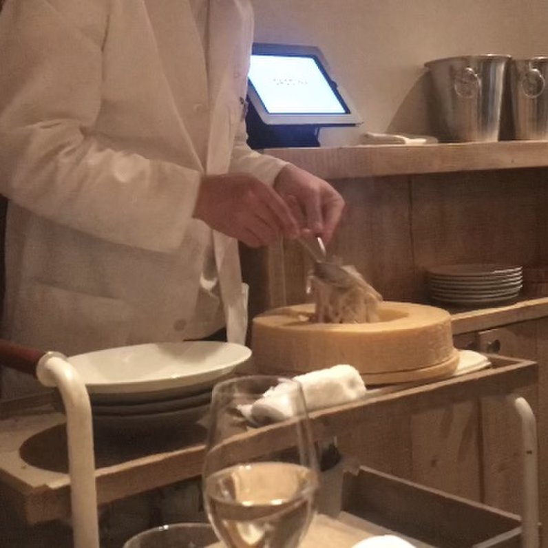 Cheese Tavern CASCINA （チーズタバーン カシーナ）