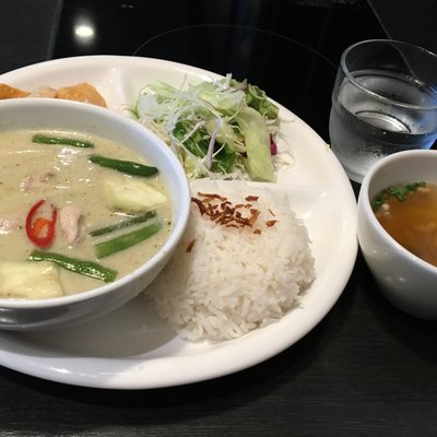 コカレストラン JR博多シティ