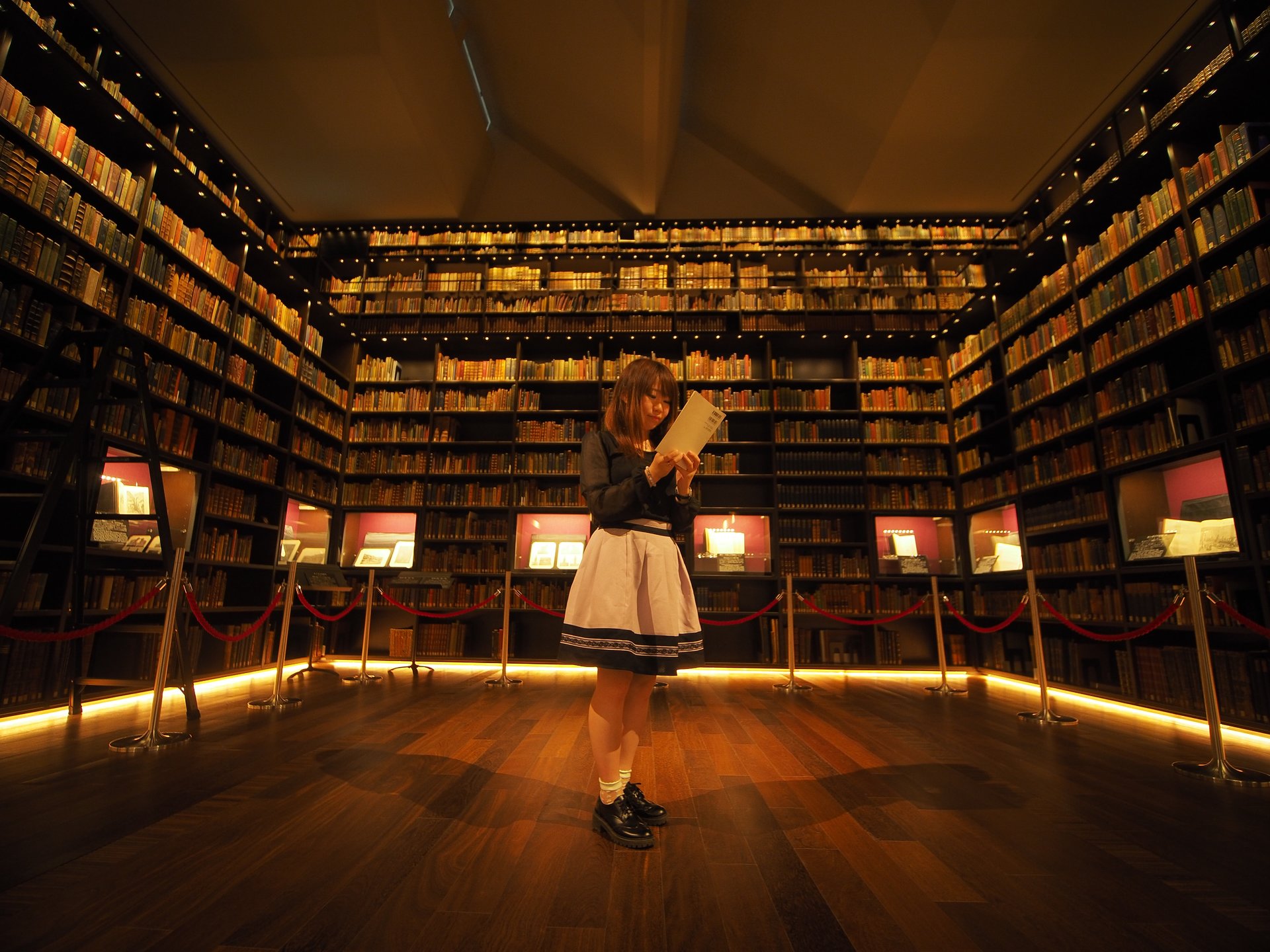 【撮影OK】本が食べられる⁉100万冊所蔵の「東洋文庫ミュージアム」で雨の日デート