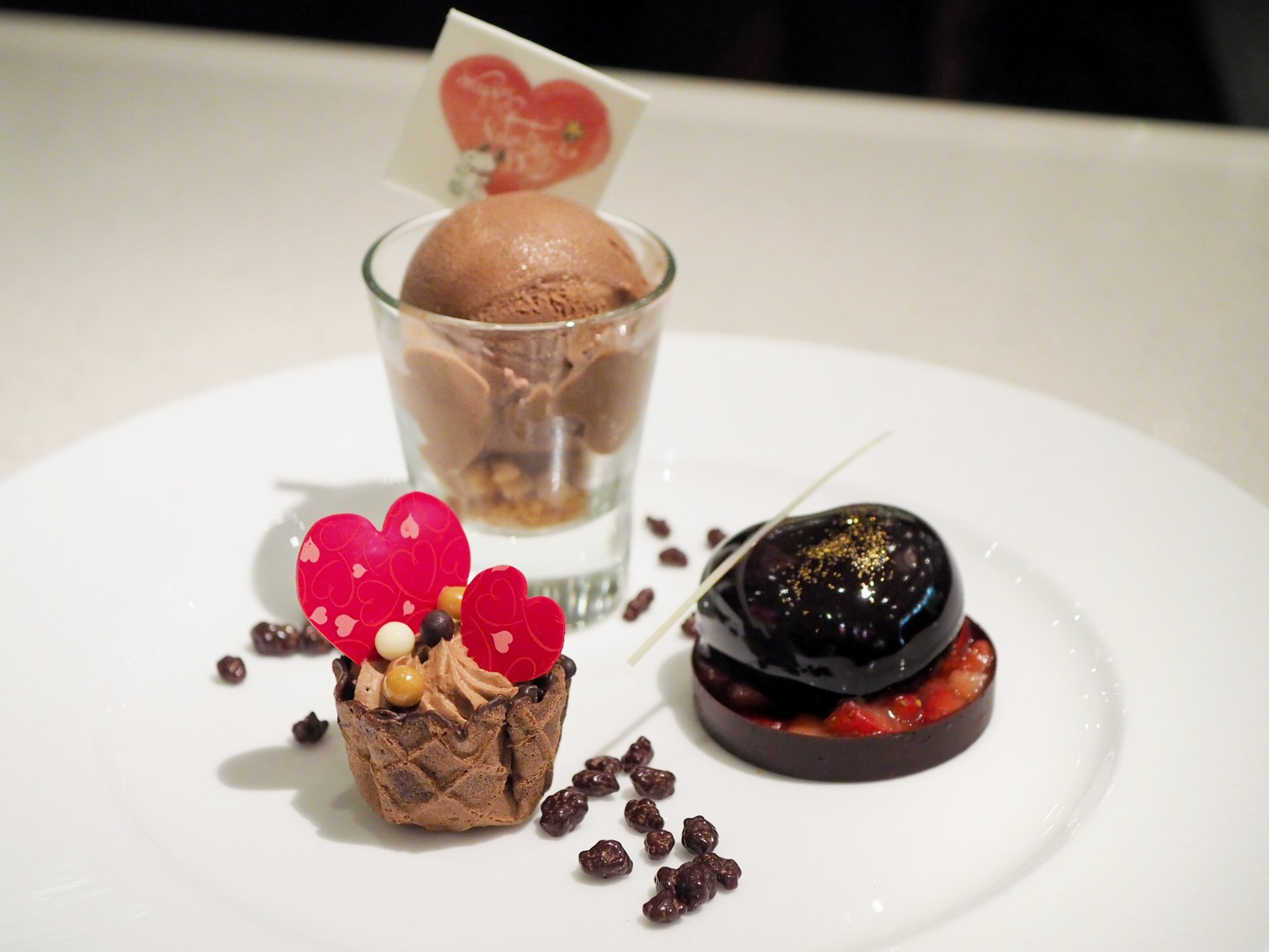 【2月末まで】帝国ホテル 東京「パークサイドダイナー」スヌーピーの絶品チョコレートデザート！