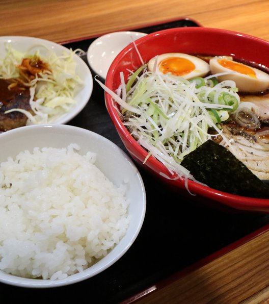 麺家 いろは CiC店