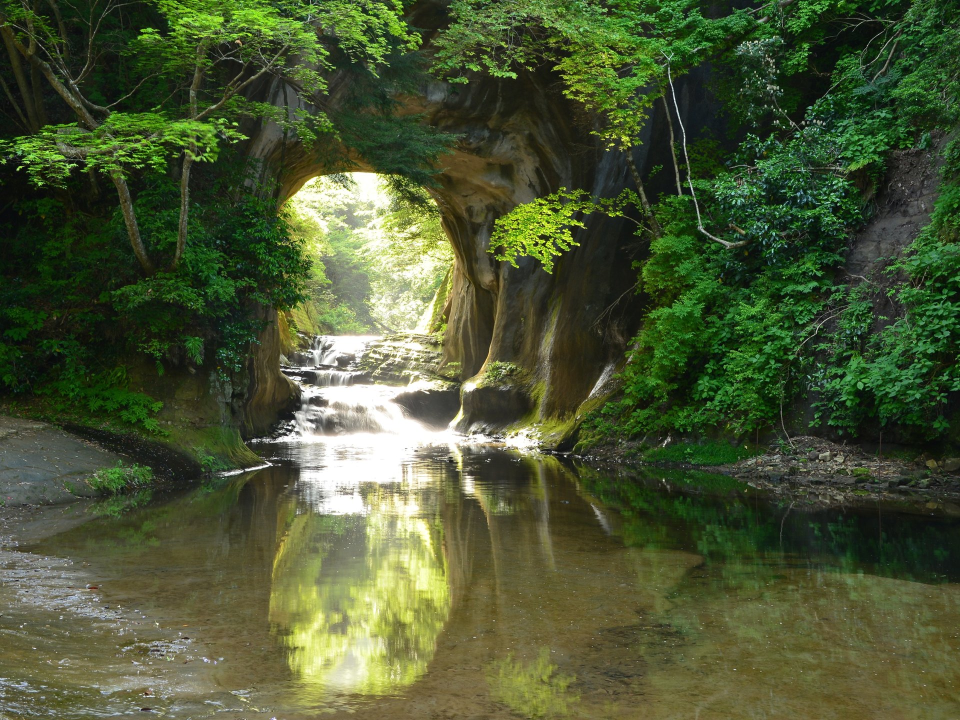 濃溝の滝