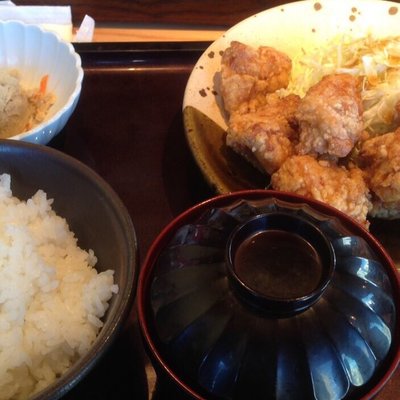 やまや 飯田橋サクラテラス店