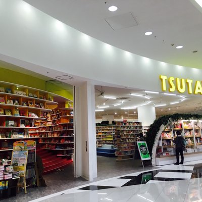 TSUTAYA レイクタウン