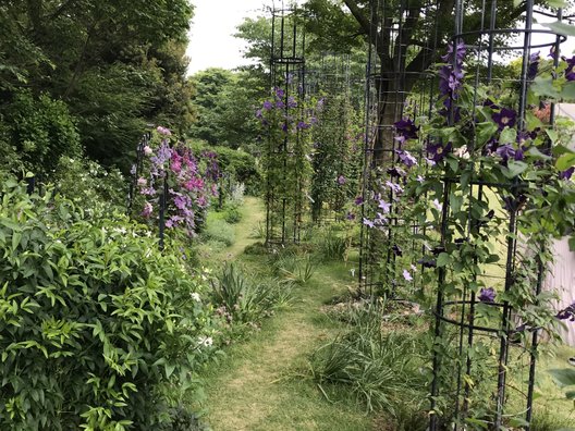 ヴァンジ彫刻庭園美術館