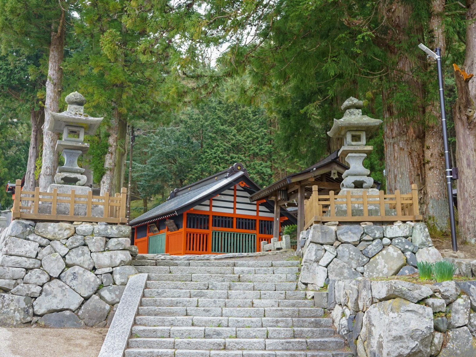 鎮神社