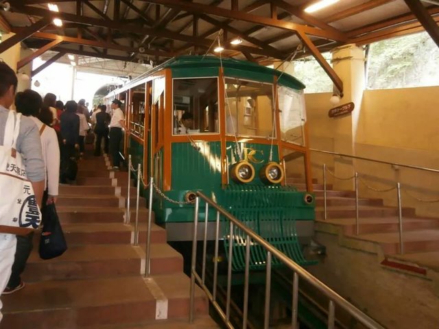 六甲ケーブル下駅 (Rokko Cable Car)