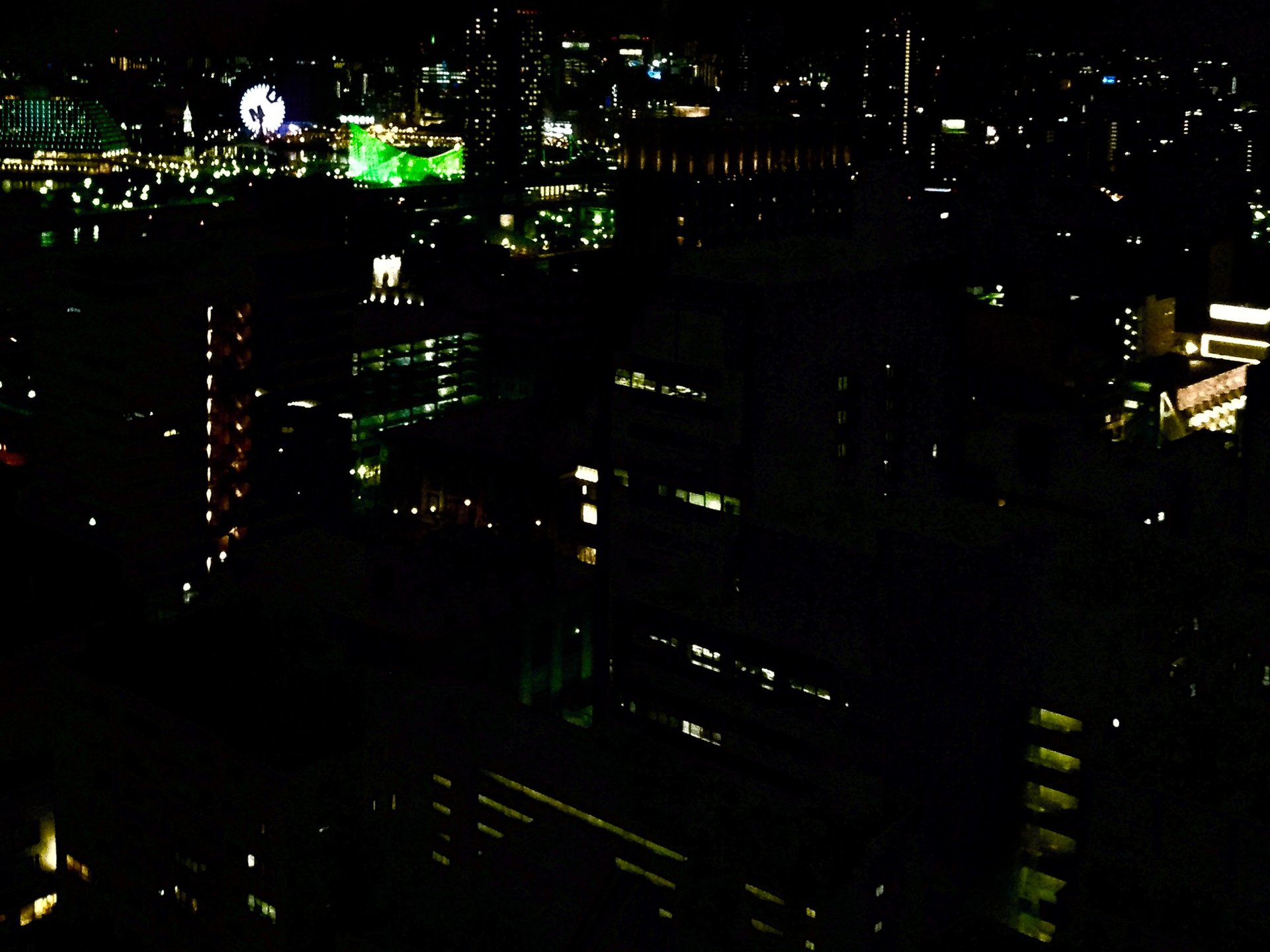 【夜の神戸を堪能】神戸三宮と言ったら神戸市役所花時計と展望ロビーの夜景！その後はメリケンパークへ！