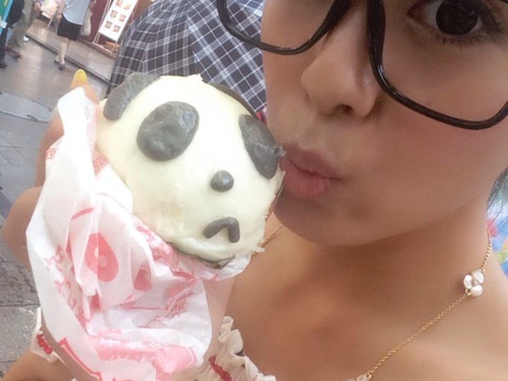 横浜デート・女子会に！横浜中華街で食べ歩きにおすすめの絶品グルメのお店スポット！