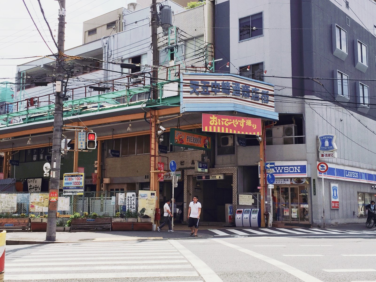 中崎町駅